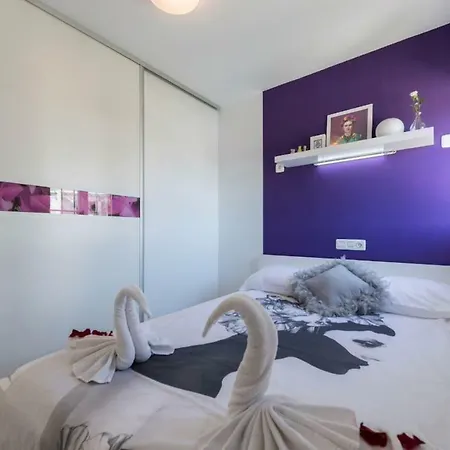 Sea View 2br Toploctaion Heated Pool 5 Min To Apartment *
