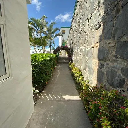 Sea View 2br Toploctaion Heated Pool 5 Min To